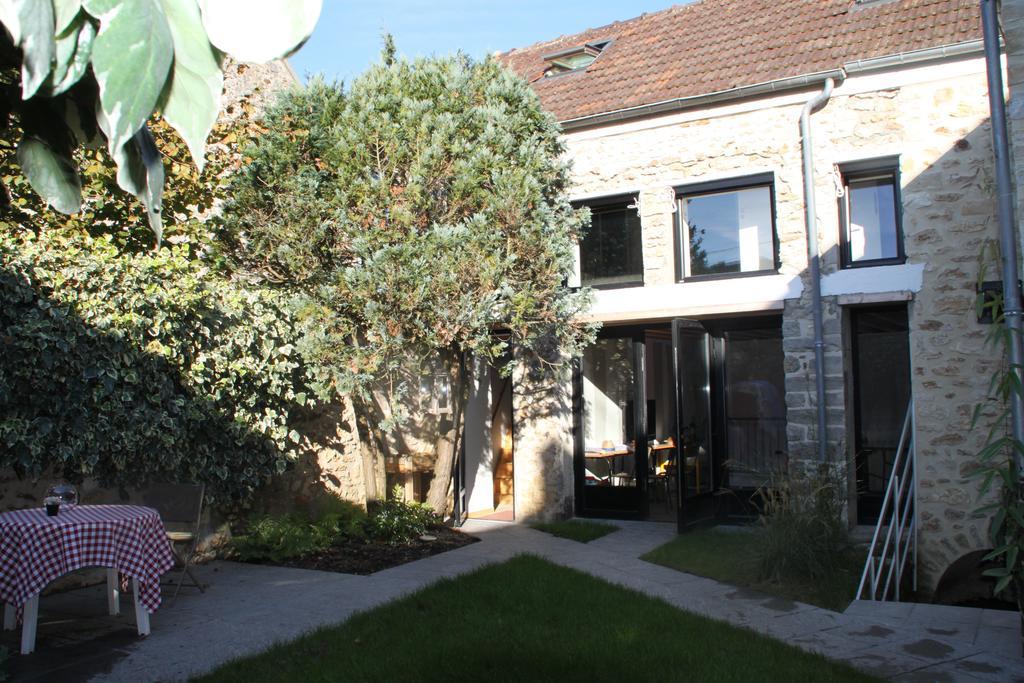Le Nid D'Hirondelles Perthes-en-Gatinais Exterior foto